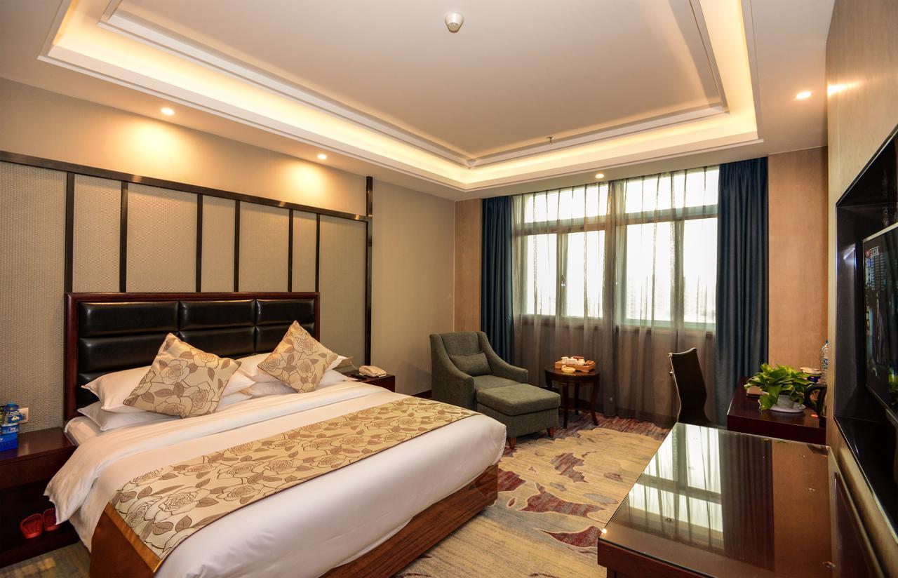 Days Hotel & Suites Shishi 泉州市 エクステリア 写真